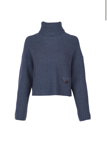 AMI PULL CLOUDY BLUE - MARCH23