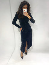 HELLA VELOURS DRESS - YAS