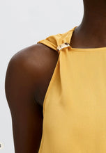 Slflaura trim top - 2 colours - Selected