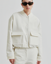 LUI NEW BOMBER - SECOND FEMALE