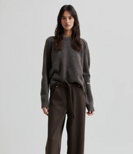BANJA KNIT RAGLAN - SECOND FEMALE