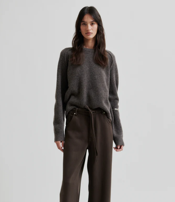 BANJA KNIT RAGLAN - SECOND FEMALE