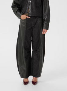 JUNIA BARRELJEANS - GESTUZ