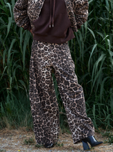 LEOPARD BARREL TROUSERS