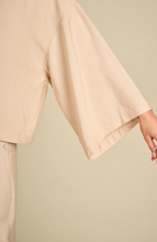 Delicat blouse powder - March23