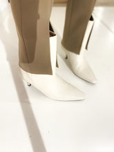 OFFWHITE LEATHER ANKLE BOOT - BIBI LOU